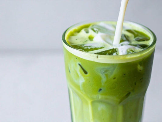 How to Make Matcha Tea with Milk: The Best Milk Types